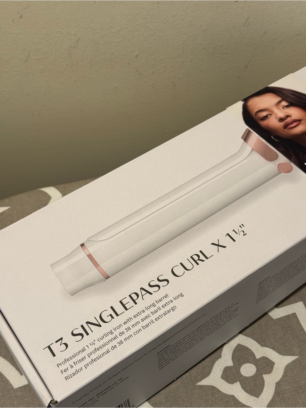 T3 SinglePass Curl X 1.5" Ceramic Extra-Long Barrel Curling Iron - Open Box - Picture 17 of 17